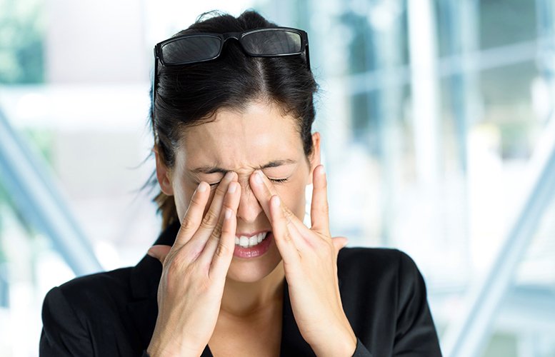 Üveit Nedir? Belirtileri Nelerdir?